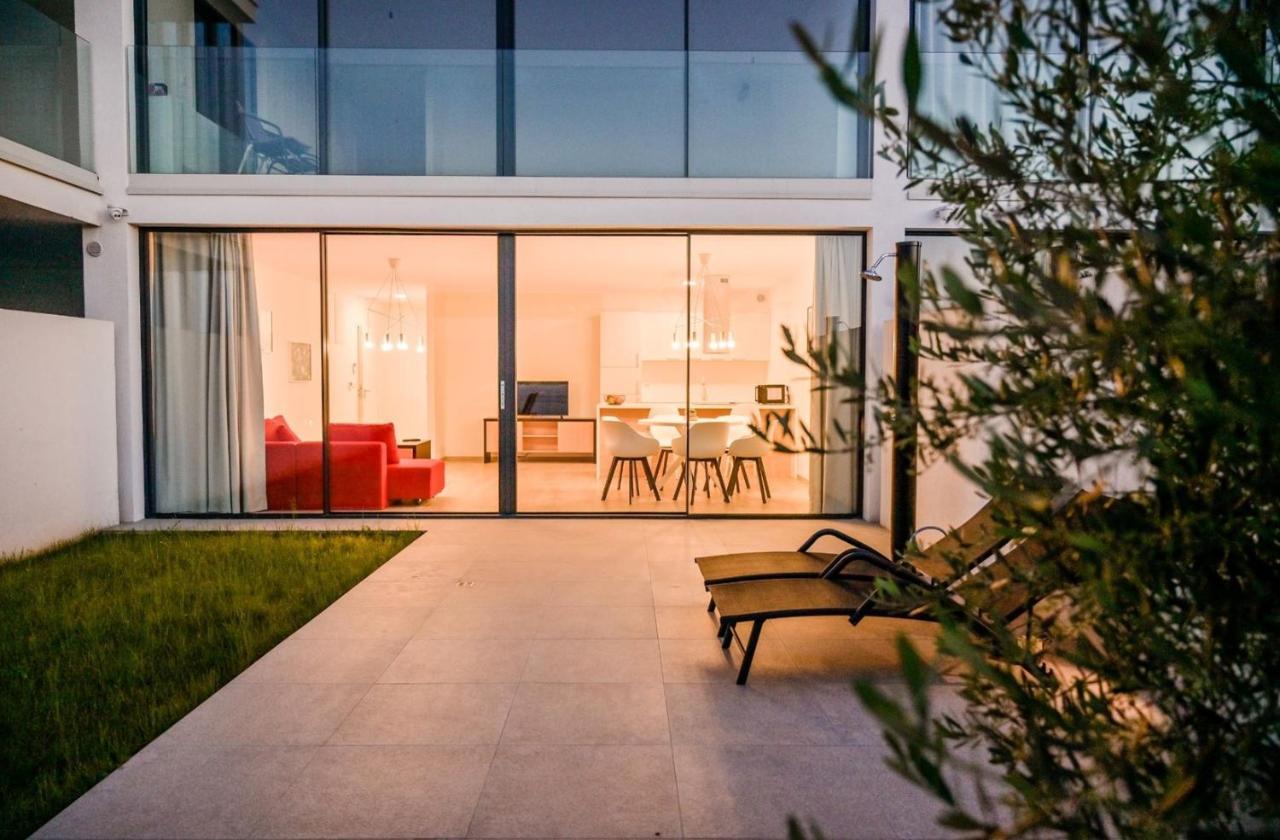 Apartment Flori With Sea View Malinska Exterior photo